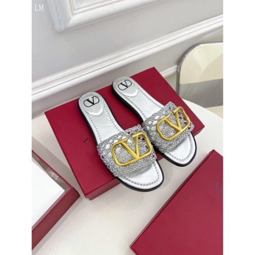 Valentino slippers 073,Valentino Slippers,Slides Slippers,More Brands