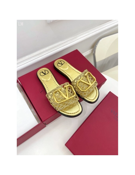 Valentino slippers 074,Valentino Slippers,Slides Slippers,More Brands