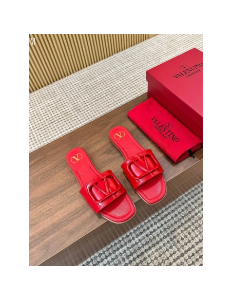 Valentino slippers 106,Valentino Slippers,Slides Slippers,More Brands