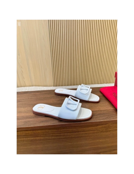 Valentino slippers 107,Valentino Slippers,Slides Slippers,More Brands