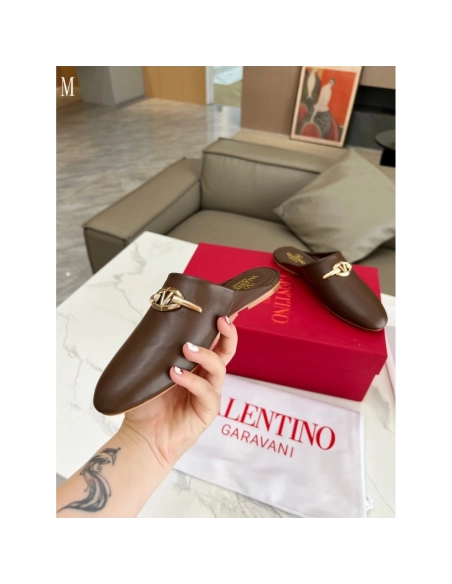 Valentino slippers 131,Valentino Slippers,Slides Slippers,More Brands