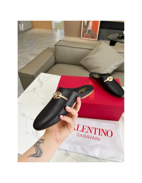 Valentino slippers 132,Valentino Slippers,Slides Slippers,More Brands