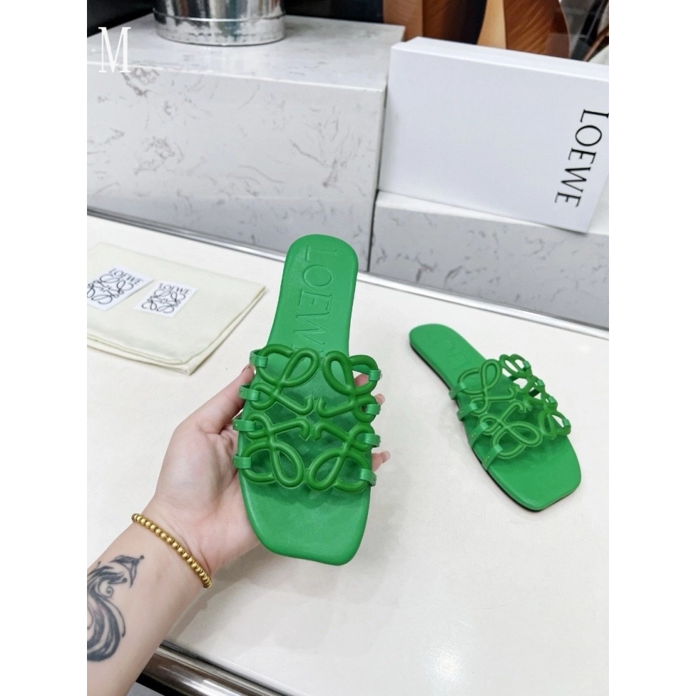 LOEWE Slippers 042,Loewe Slippers,Slides Slippers,More Brands