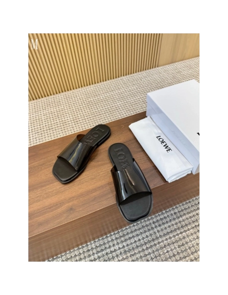 LOEWE Slippers 046,Loewe Slippers,Slides Slippers,More Brands