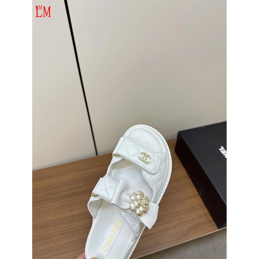 Chanel Slippers 001,Chanel Slippers,Slides Slippers,More Brands