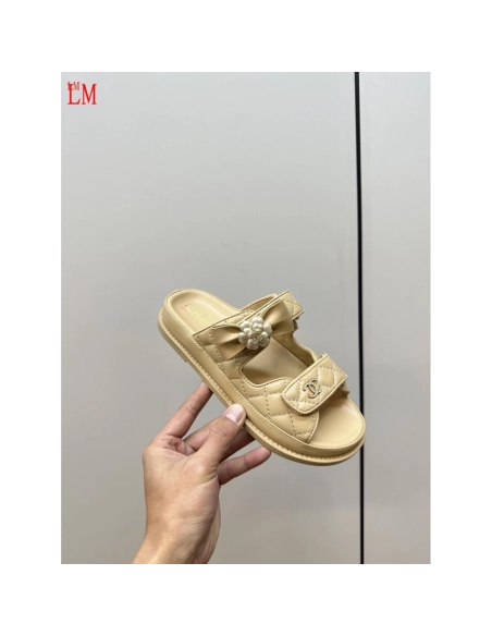 Chanel Slippers 002,Chanel Slippers,Slides Slippers,More Brands