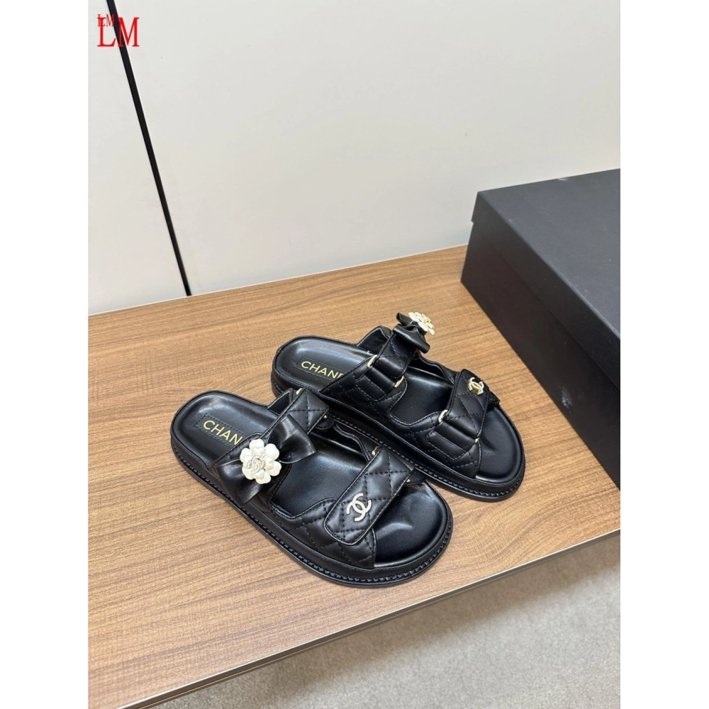 Chanel Slippers 003,Chanel Slippers,Slides Slippers,More Brands