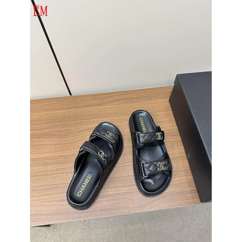Chanel Slippers 005,Chanel Slippers,Slides Slippers,More Brands