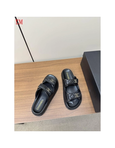 Chanel Slippers 005,Chanel Slippers,Slides Slippers,More Brands