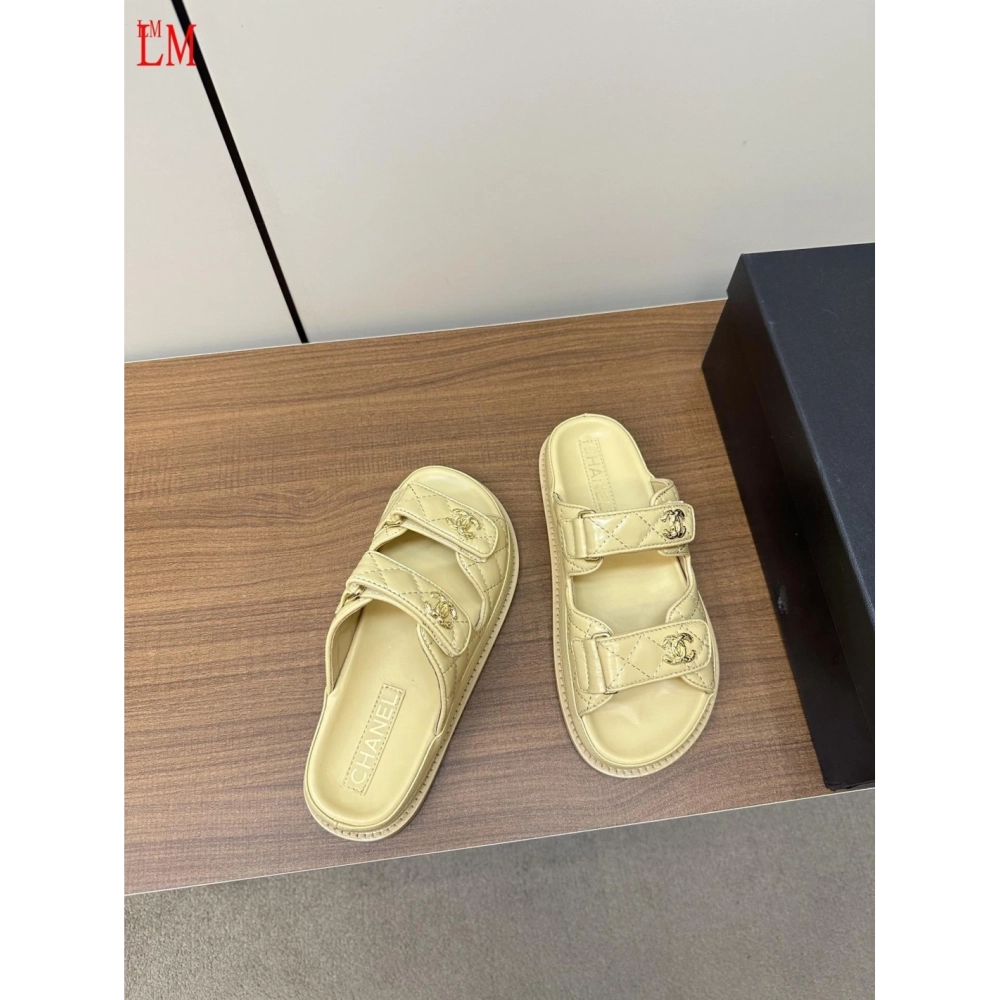 Chanel Slippers 007,Chanel Slippers,Slides Slippers,More Brands
