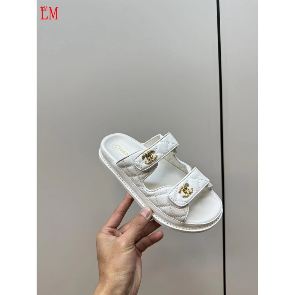 Chanel Slippers 008,Chanel Slippers,Slides Slippers,More Brands