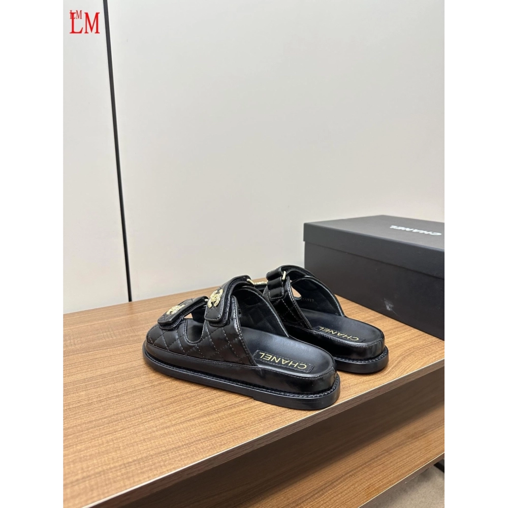 Chanel Slippers 009,Chanel Slippers,Slides Slippers,More Brands