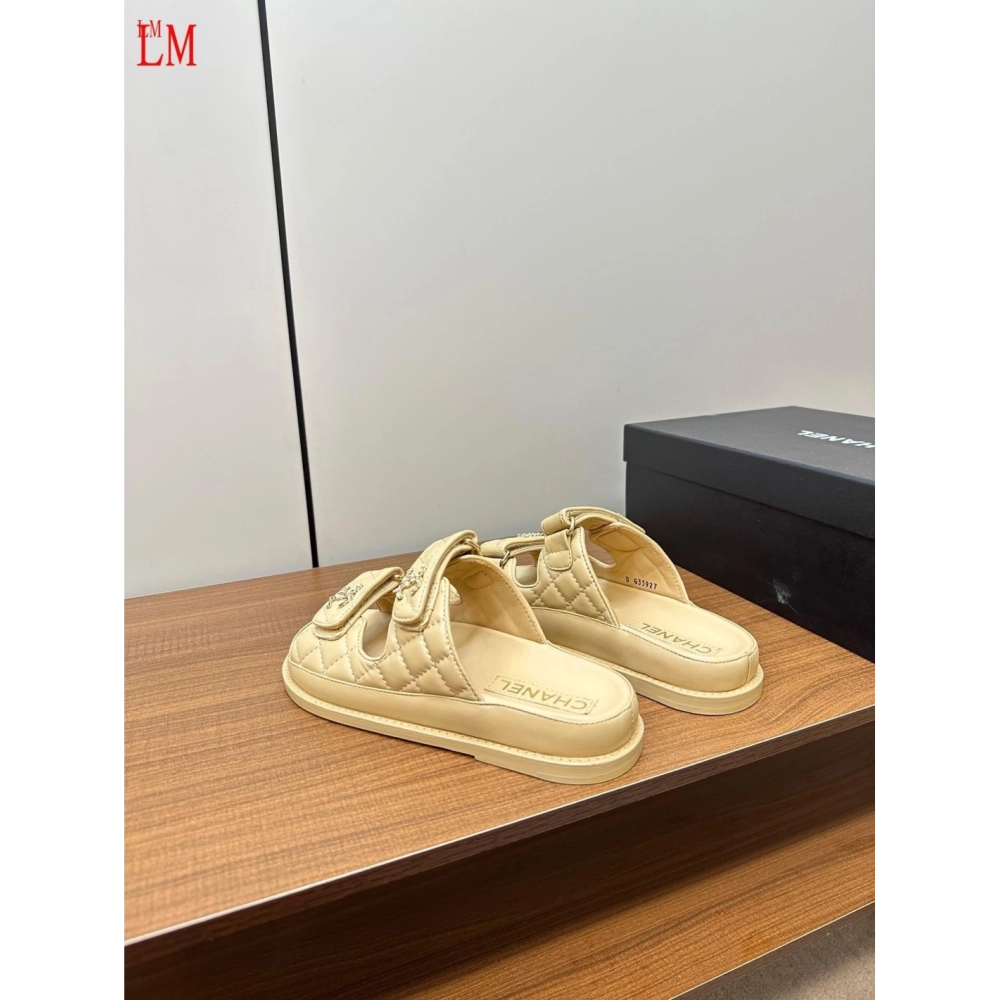 Chanel Slippers 013,Chanel Slippers,Slides Slippers,More Brands