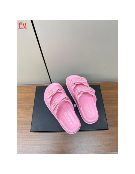 Chanel Slippers 018,Chanel Slippers,Slides Slippers,More Brands