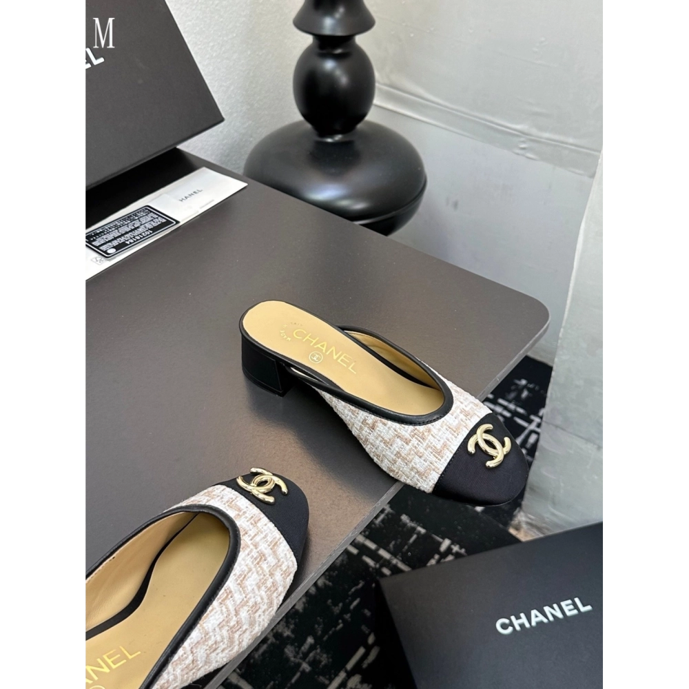 Chanel Slippers 021,Chanel Slippers,Slides Slippers,More Brands