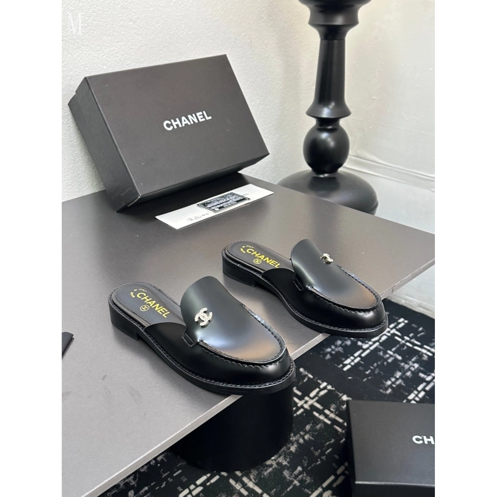 Chanel Slippers 025,Chanel Slippers,Slides Slippers,More Brands