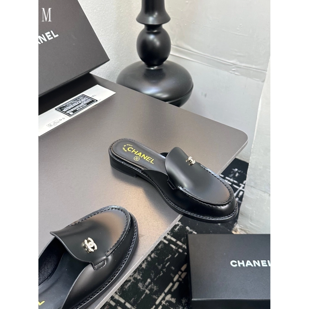 Chanel Slippers 025,Chanel Slippers,Slides Slippers,More Brands
