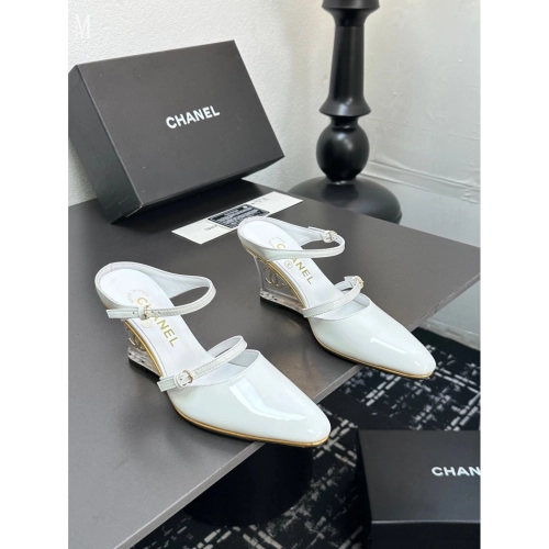 Chanel Slippers 027,Chanel Slippers,Slides Slippers,More Brands