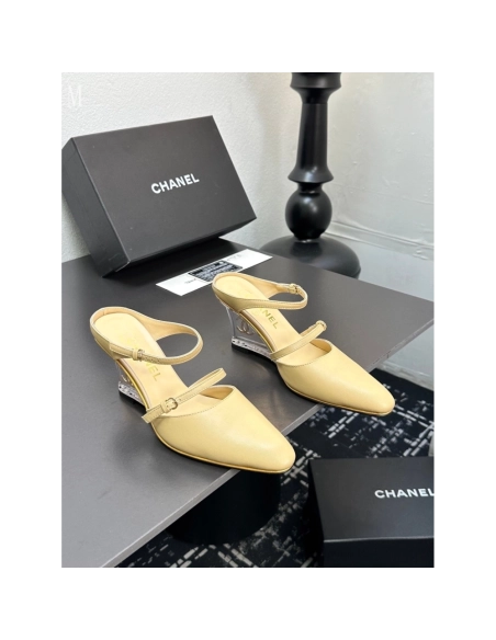 Chanel Slippers 030,Chanel Slippers,Slides Slippers,More Brands