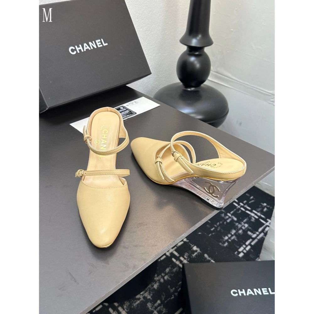 Chanel Slippers 030,Chanel Slippers,Slides Slippers,More Brands