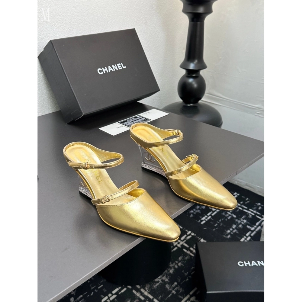 Chanel Slippers 031,Chanel Slippers,Slides Slippers,More Brands