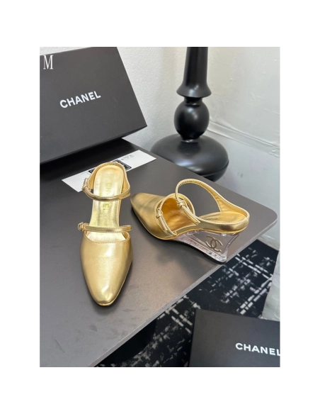 Chanel Slippers 031,Chanel Slippers,Slides Slippers,More Brands