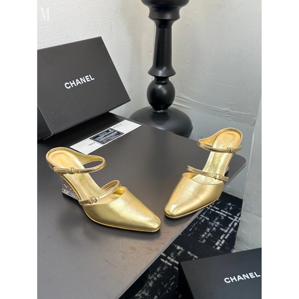 Chanel Slippers 031,Chanel Slippers,Slides Slippers,More Brands