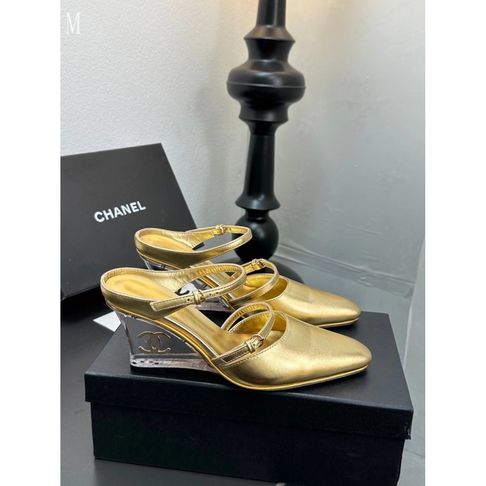 Chanel Slippers 031,Chanel Slippers,Slides Slippers,More Brands