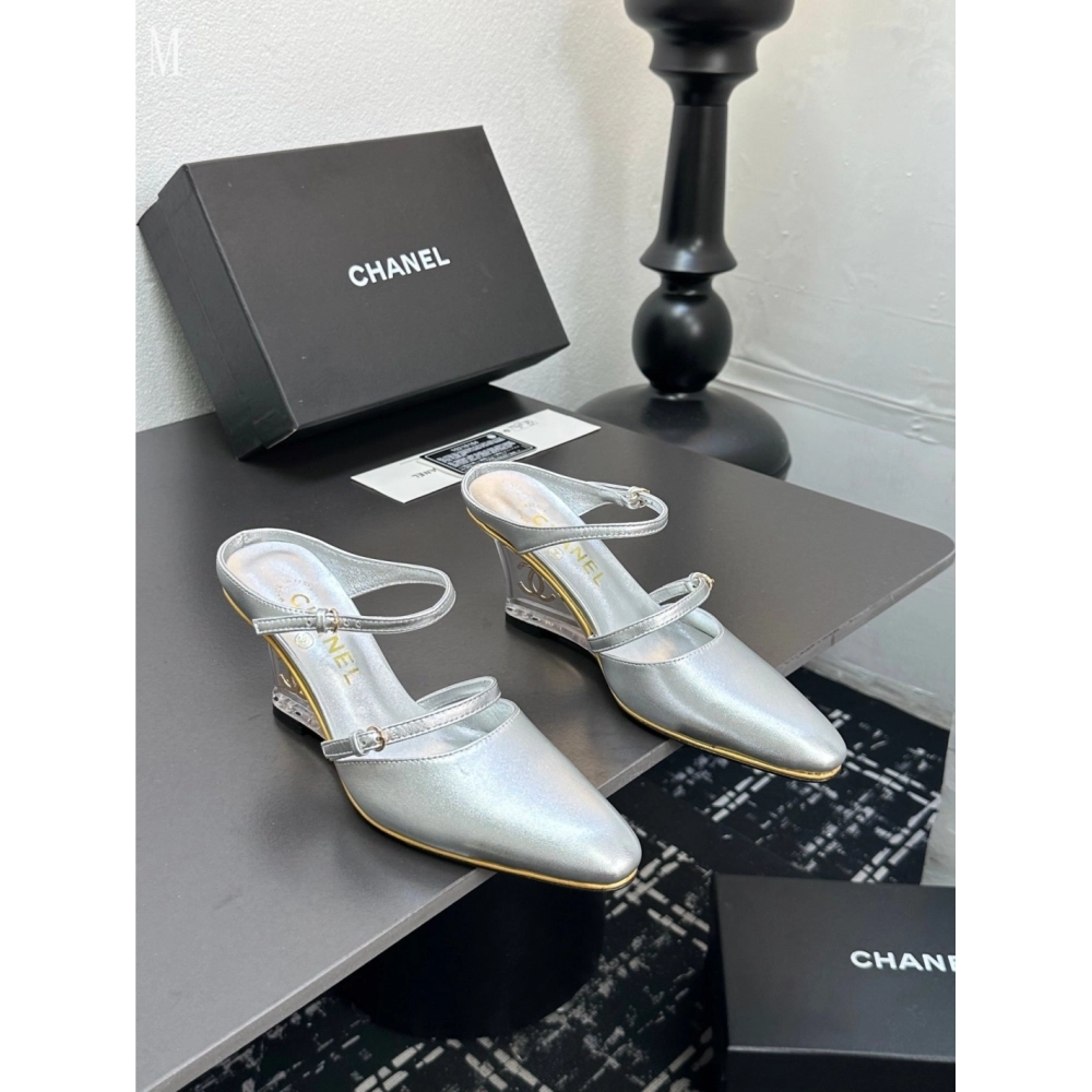 Chanel Slippers 032,Chanel Slippers,Slides Slippers,More Brands