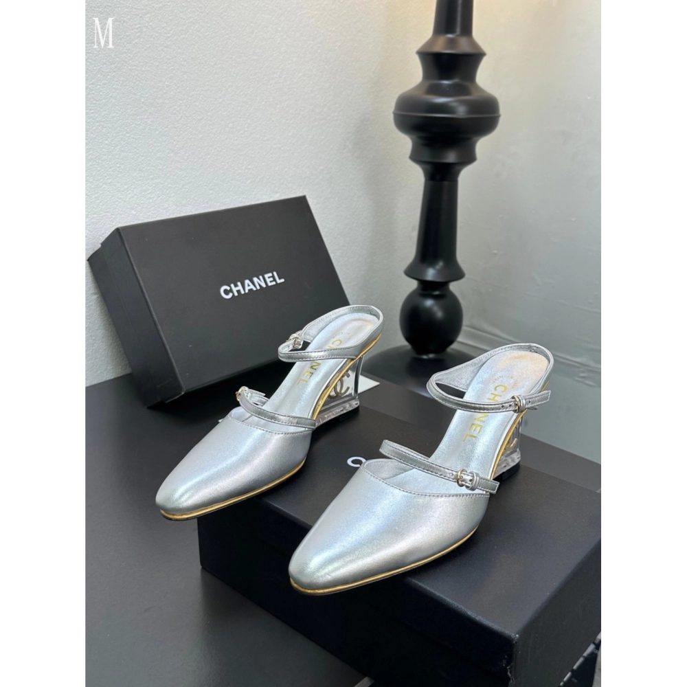 Chanel Slippers 032,Chanel Slippers,Slides Slippers,More Brands