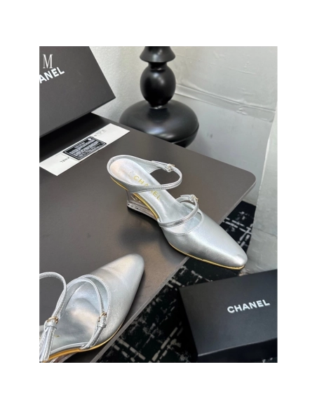 Chanel Slippers 032,Chanel Slippers,Slides Slippers,More Brands