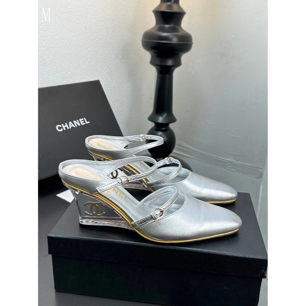 Chanel Slippers 032,Chanel Slippers,Slides Slippers,More Brands