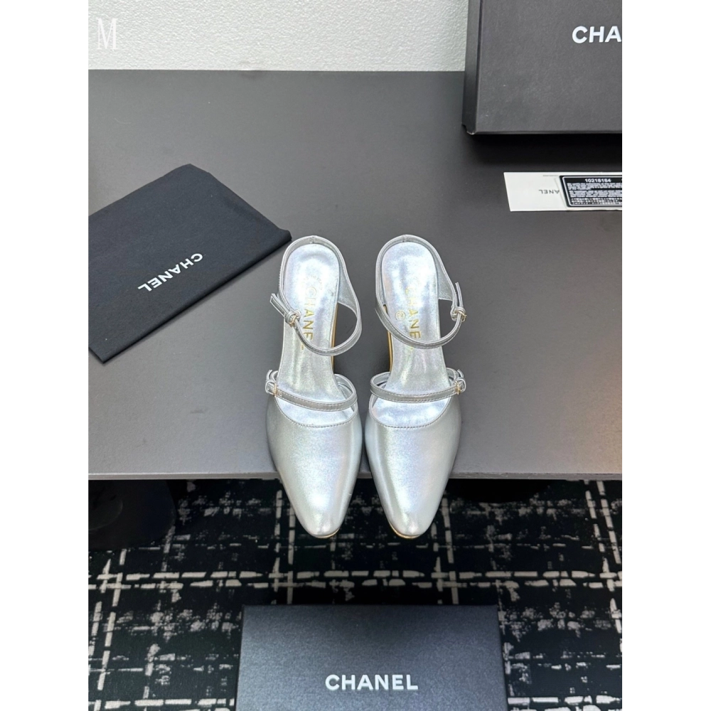 Chanel Slippers 032,Chanel Slippers,Slides Slippers,More Brands