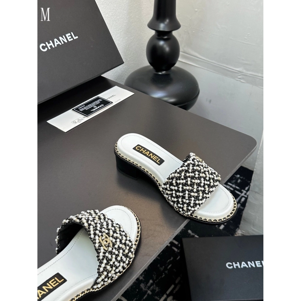Chanel Slippers 034,Chanel Slippers,Slides Slippers,More Brands