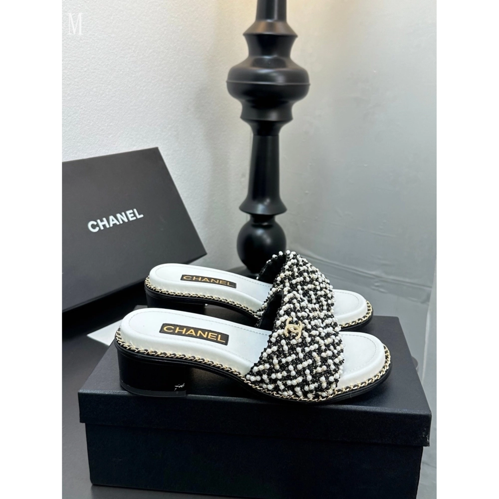 Chanel Slippers 034,Chanel Slippers,Slides Slippers,More Brands