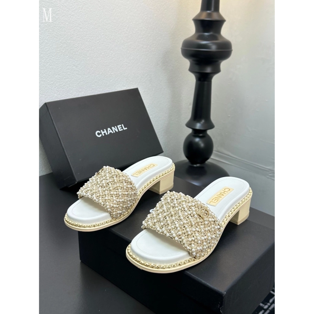 Chanel Slippers 035,Chanel Slippers,Slides Slippers,More Brands