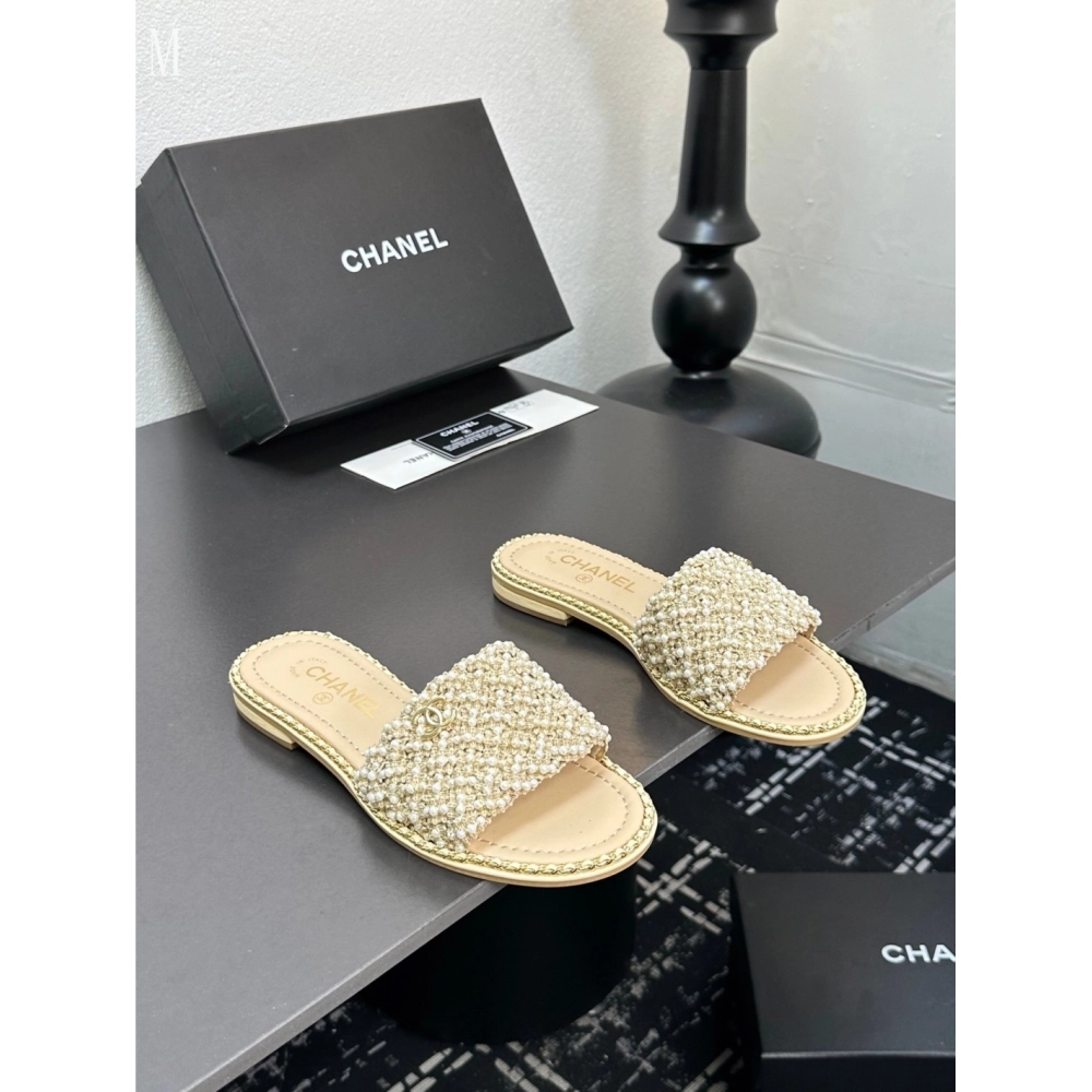 Chanel Slippers 036,Chanel Slippers,Slides Slippers,More Brands