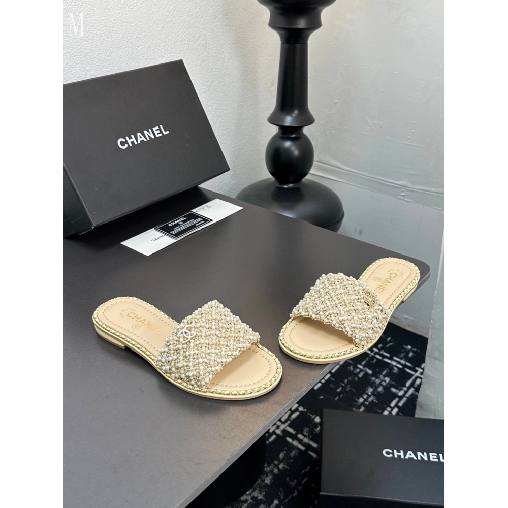 Chanel Slippers 036,Chanel Slippers,Slides Slippers,More Brands