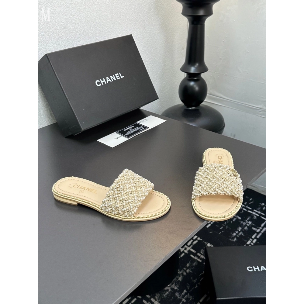 Chanel Slippers 036,Chanel Slippers,Slides Slippers,More Brands