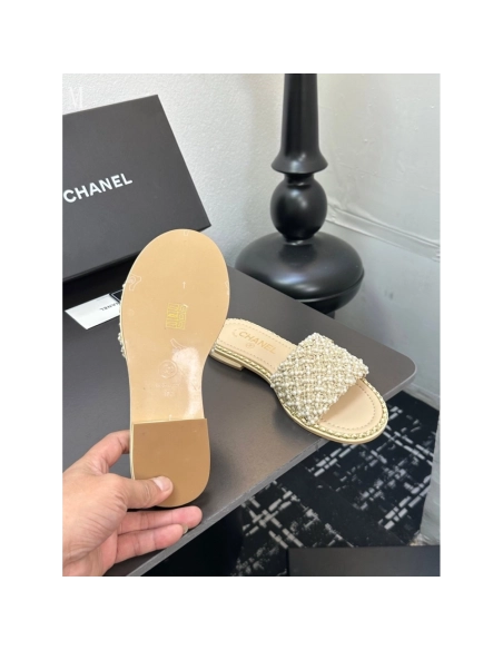 Chanel Slippers 036,Chanel Slippers,Slides Slippers,More Brands