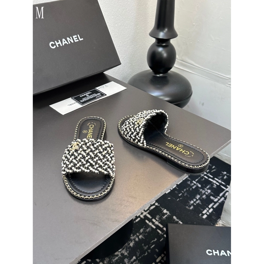 Chanel Slippers 037,Chanel Slippers,Slides Slippers,More Brands