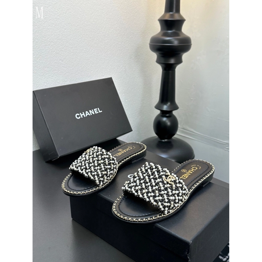 Chanel Slippers 037,Chanel Slippers,Slides Slippers,More Brands