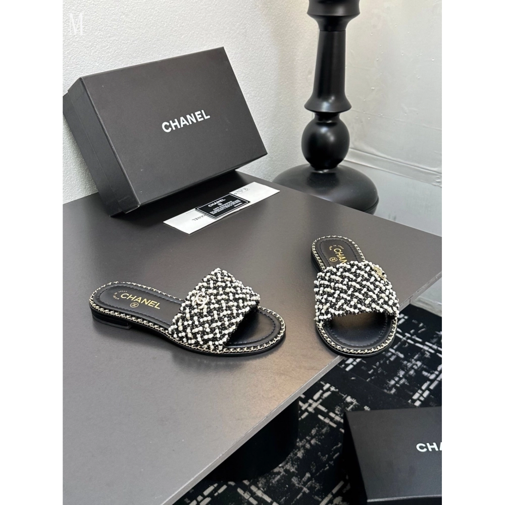 Chanel Slippers 037,Chanel Slippers,Slides Slippers,More Brands
