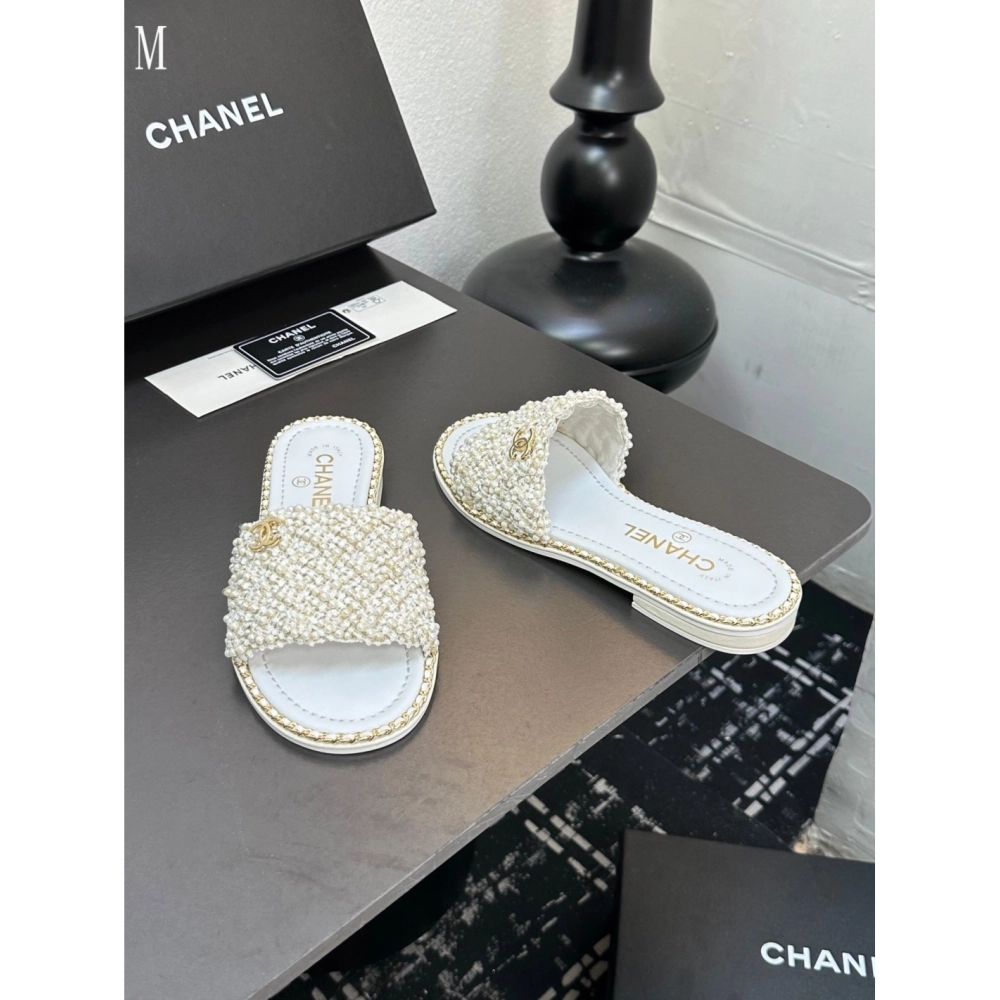 Chanel Slippers 038,Chanel Slippers,Slides Slippers,More Brands