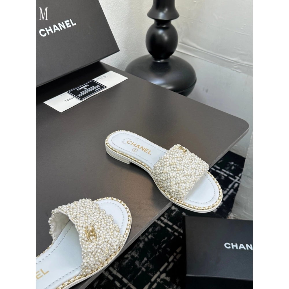 Chanel Slippers 038,Chanel Slippers,Slides Slippers,More Brands