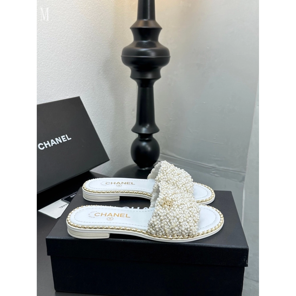 Chanel Slippers 038,Chanel Slippers,Slides Slippers,More Brands