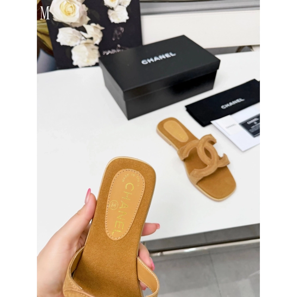 Chanel Slippers 129,Chanel Slippers,Slides Slippers,More Brands