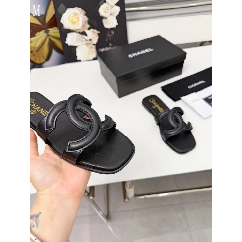 Chanel Slippers 130,Chanel Slippers,Slides Slippers,More Brands