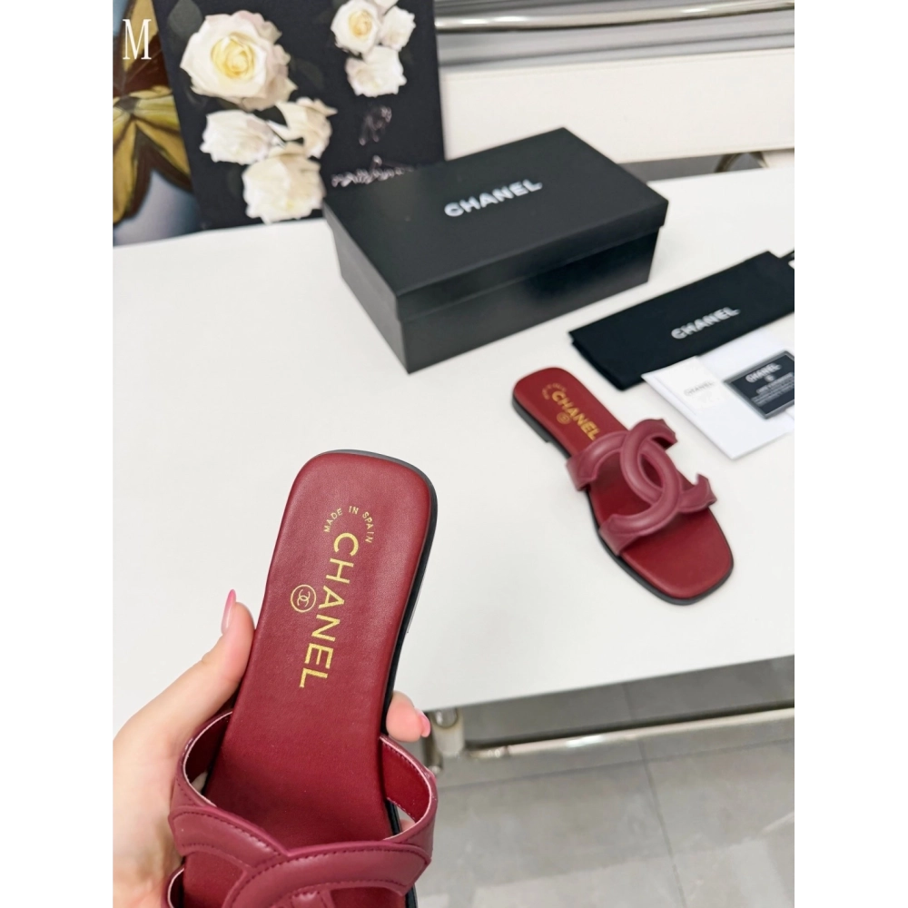 Chanel Slippers 135,Chanel Slippers,Slides Slippers,More Brands