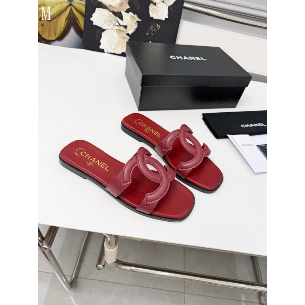 Chanel Slippers 135,Chanel Slippers,Slides Slippers,More Brands